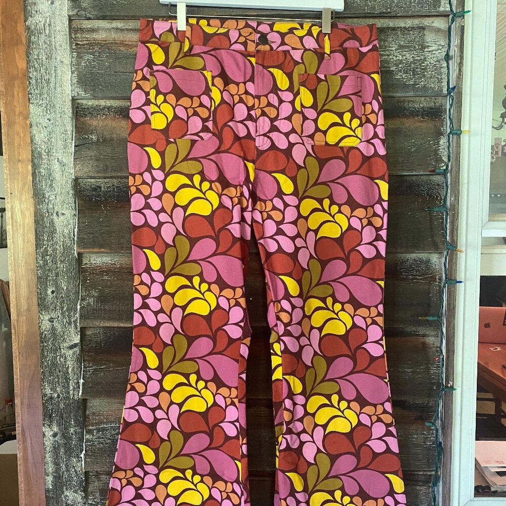 NWT Lucy & Yak Ziggy Flared Jeans W36/UK 18 Organic Twill Trousers - Picture 9 of 10